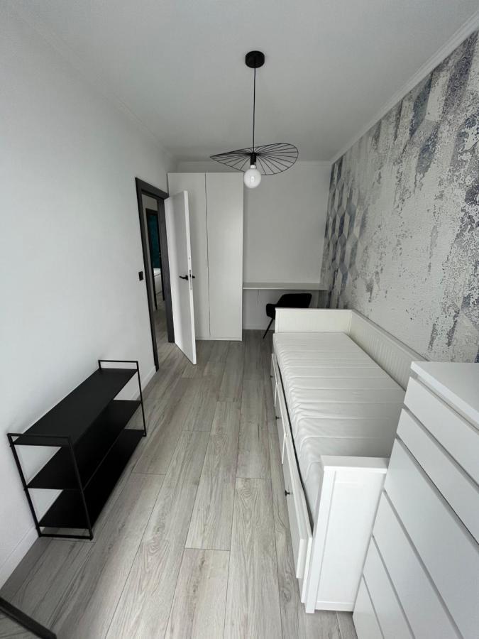 Appartement Trzy Pokoje Mieszkanie W Nowej Dzielnicy Wroclawia Extérieur photo